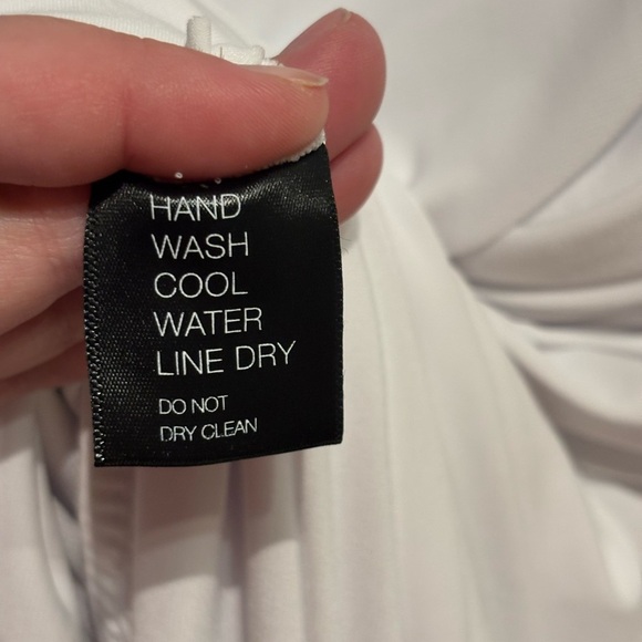 Norma Kamali x Revolve White Diana Gown NWT Size Large - Picture 12 of 13